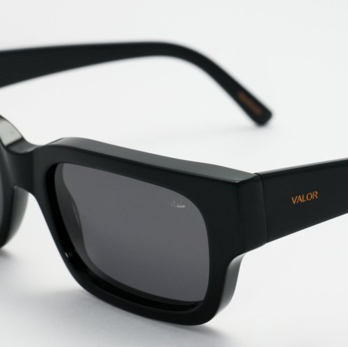 VALOR/V032/BLACK