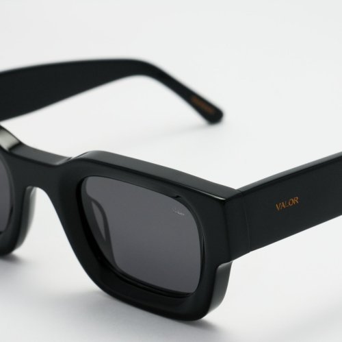 VALOR/V031/BLACK
