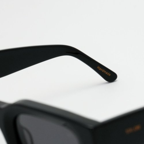 VALOR/V031/BLACK