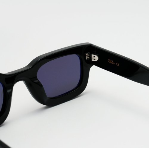 VALOR/V031/BLACK