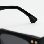 VALOR|V022|BLACK